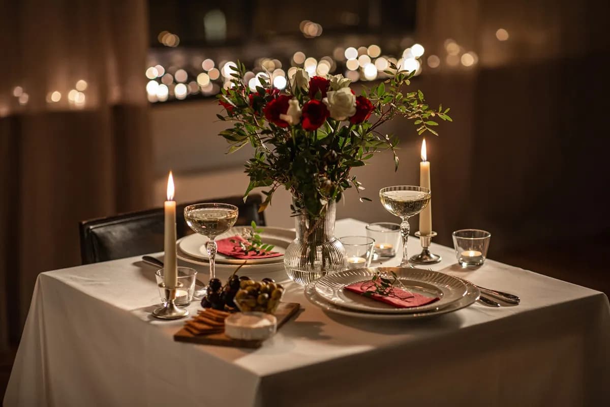 Co przygotować na romantyczną kolację, aby zaskoczyć ukochaną osobę?